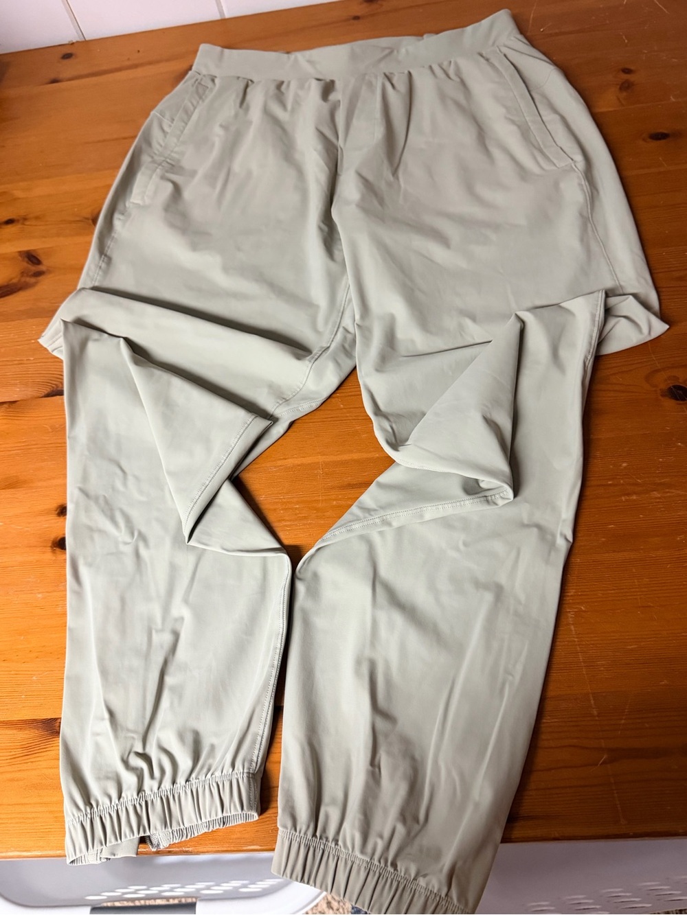 Men's Lululemon Elastic-Waist joggers